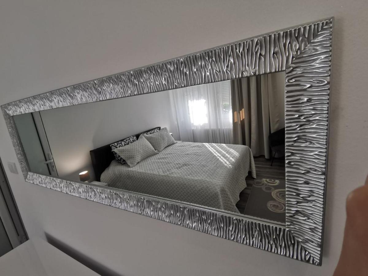 Isidora Apartment